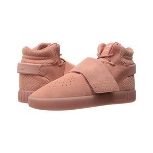 SOLD | ADIDAS Womens Tubular Invader Strap Sneaker